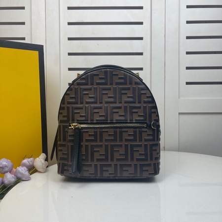 Fend* Calfskin Backpack Brown 22×10×22 cm