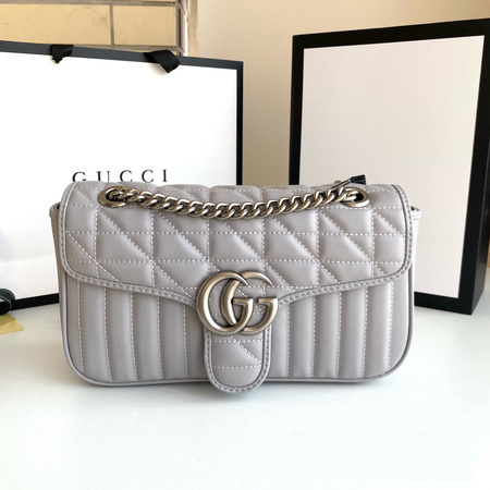 Gucc* GG Marmont Super Bag Grey 26x15x7 cm