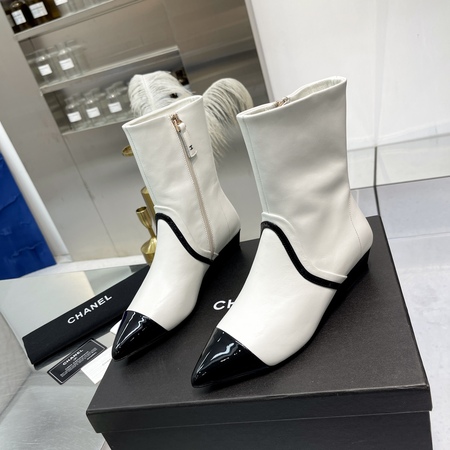 Chane* Leather Short Boots White Size 35-41
