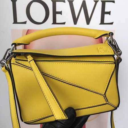 LOEW* Calfskin Mini Puzzle Bag Lime Yellow 18x12.5x8 cm