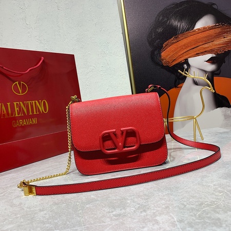 Valentin* Garavani VSLING Bag Red 18x16x8.5 cm