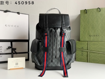 Gucc* GG Supre-me Backpack Black 34x42x16 cm